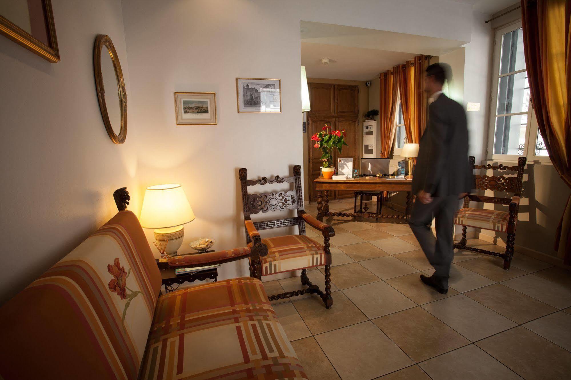 Hotel D'Aragon Montpellier Exteriör bild